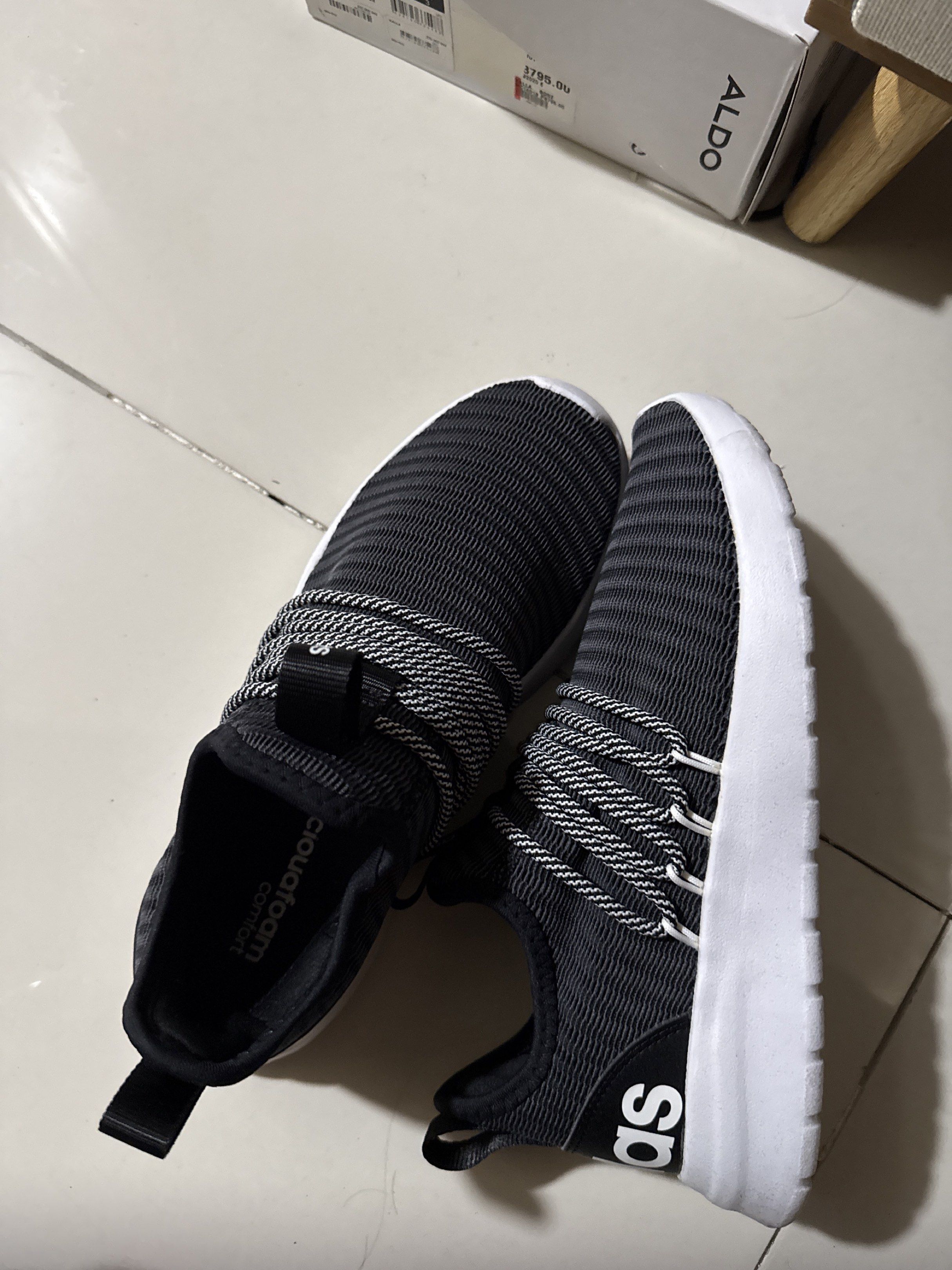 Original Adidas Cloudfoam US 7.5 Mens (Category: Sneakers) located in Quezon City. Submitted by mrbsgr (Listing ID 1419212978, Image 2). Description: Used once. No box. Boughy from the US. With inserts to maintain form..