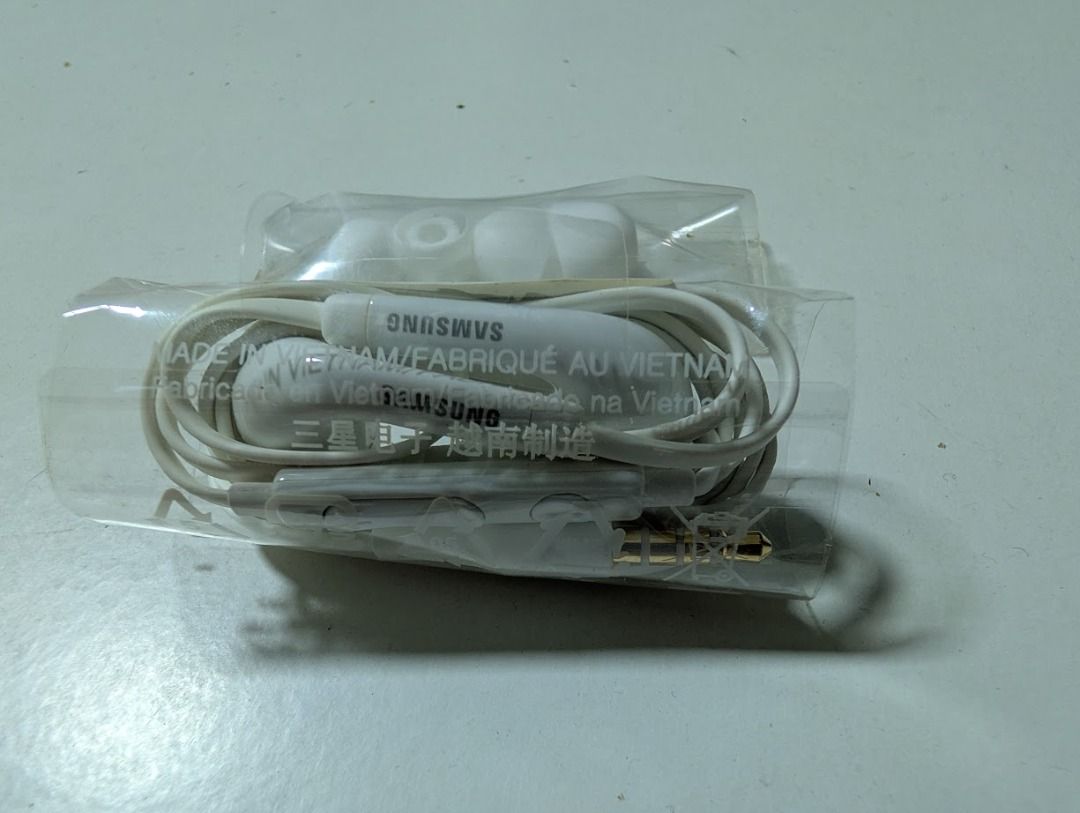 Original Samsung Earphones
