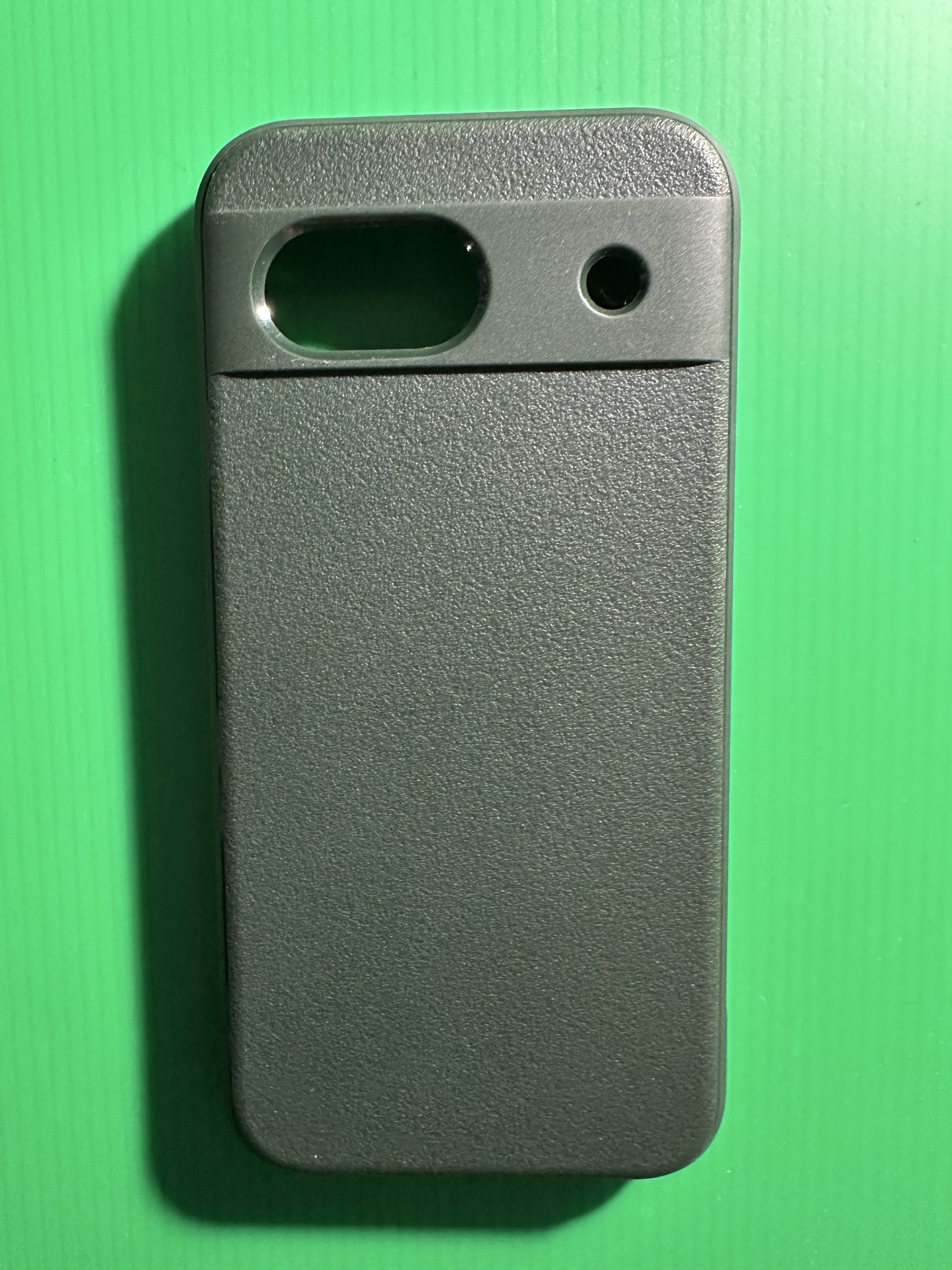 Pixel 8a Case (Category: Cases & Sleeves) located in Singapore. Submitted by dozerrr (Listing ID 1419358593, Image 2). Description: - Ringke case for Google Pixel 8a - Provides good protection - Comfortable grip - Sleek and stylish.