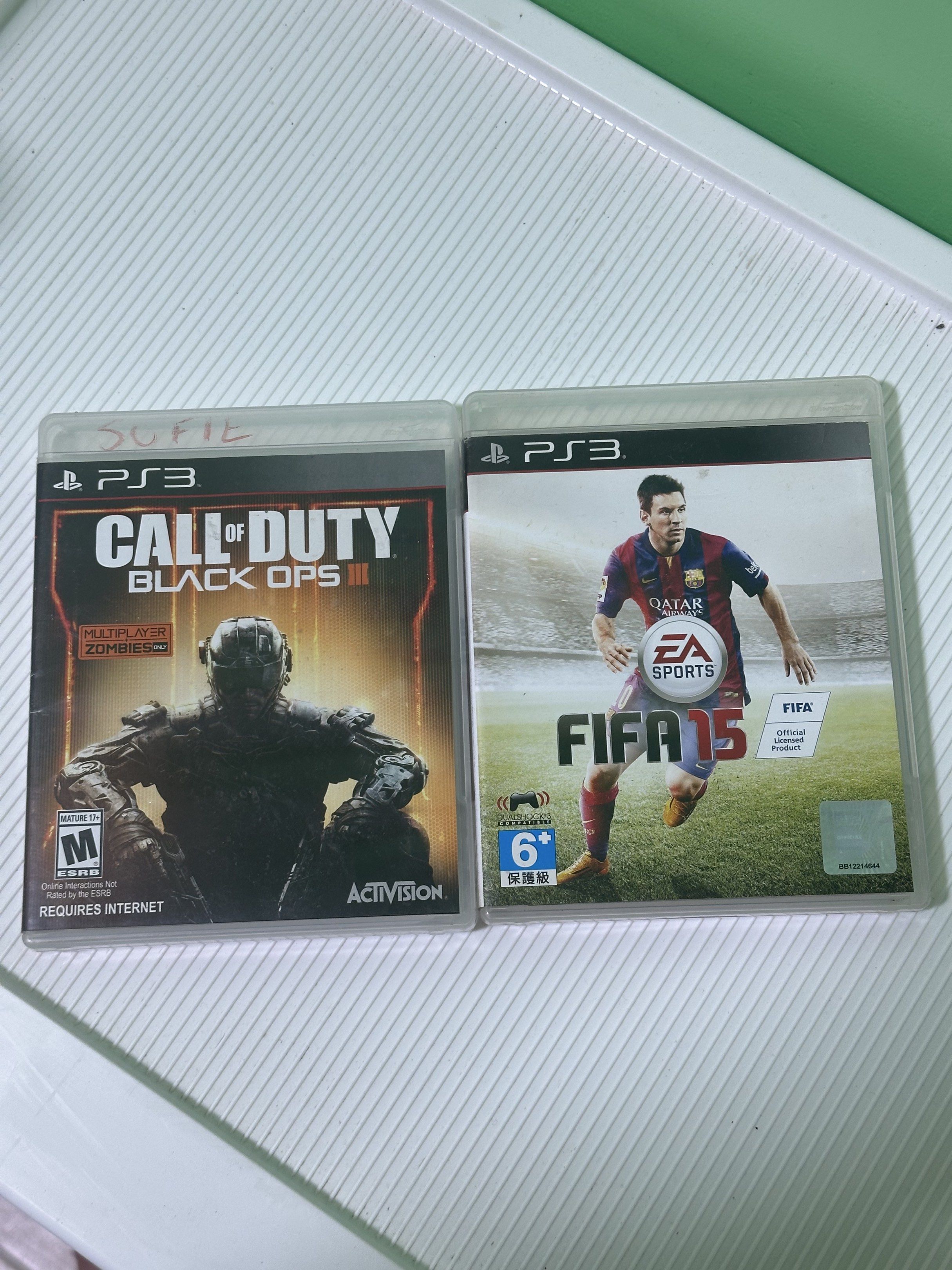 PS3 game COD and FIFA (Category: PlayStation) located in Bacoor. Submitted by sempenden (Listing ID 1419259672, Image 1). Description: 200 as pack.