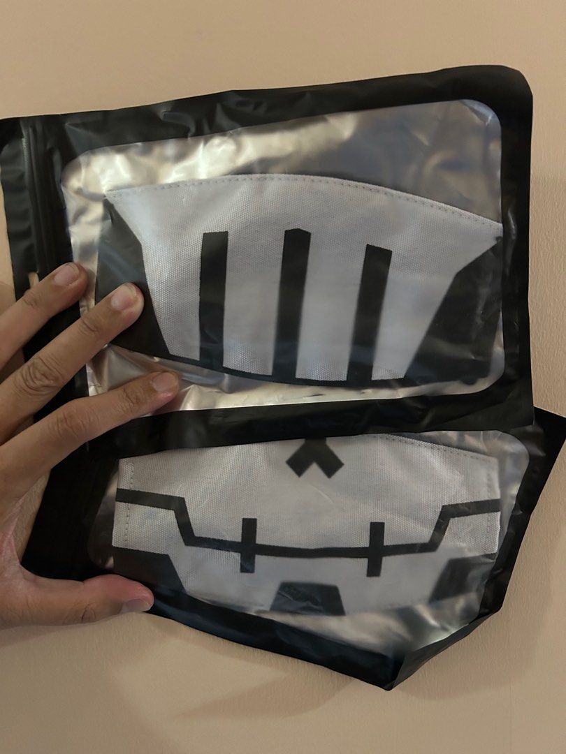 Quiccs and Chk Dsk teq mask (Category: Medical Supplies & Tools) located in Caloocan City. Submitted by metro.toys.online (Listing ID 1419251248, Image 1). Description: Inspected complete. Brand new, teq mask. Srp was Php 1,800.00 each..