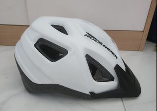 (Category: ) located in . Submitted by fastcyclist (Listing ID 1419222824, Image 1). Description: .