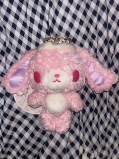 (Category: ) located in . Submitted by dollfocu (Listing ID 1419218731, Image 1). Description: .