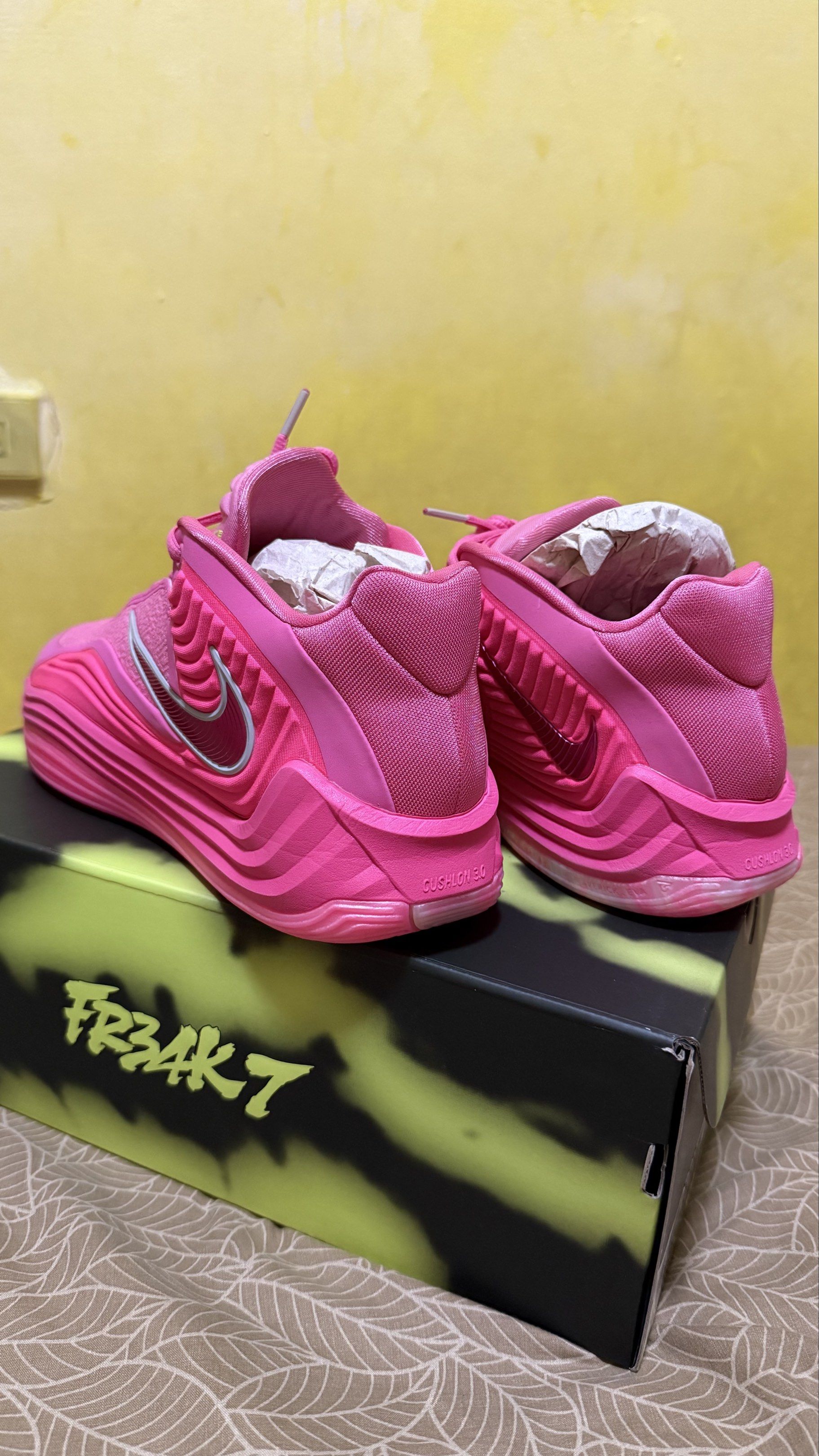 SIZE 10.5 US| GIANNIS FREAK 7 PRM EP (Category: Sneakers) located in Las Pinas. Submitted by rexfreed (Listing ID 1419351819, Image 3). Description: GIANNIS FREAK 7 PRM EP - Used once. Literally. - Color: Pinksicle/Fireberry-Hyper Pink - Size: US 10.5 / UK 9.5 / EUR 44.5 - Features different shades of pink from upper to sole. Definitely an eye catcher. - Includes original box - Made in Vietnam - Make an offer, it’s negotiable. RFS: Need cash. BUN