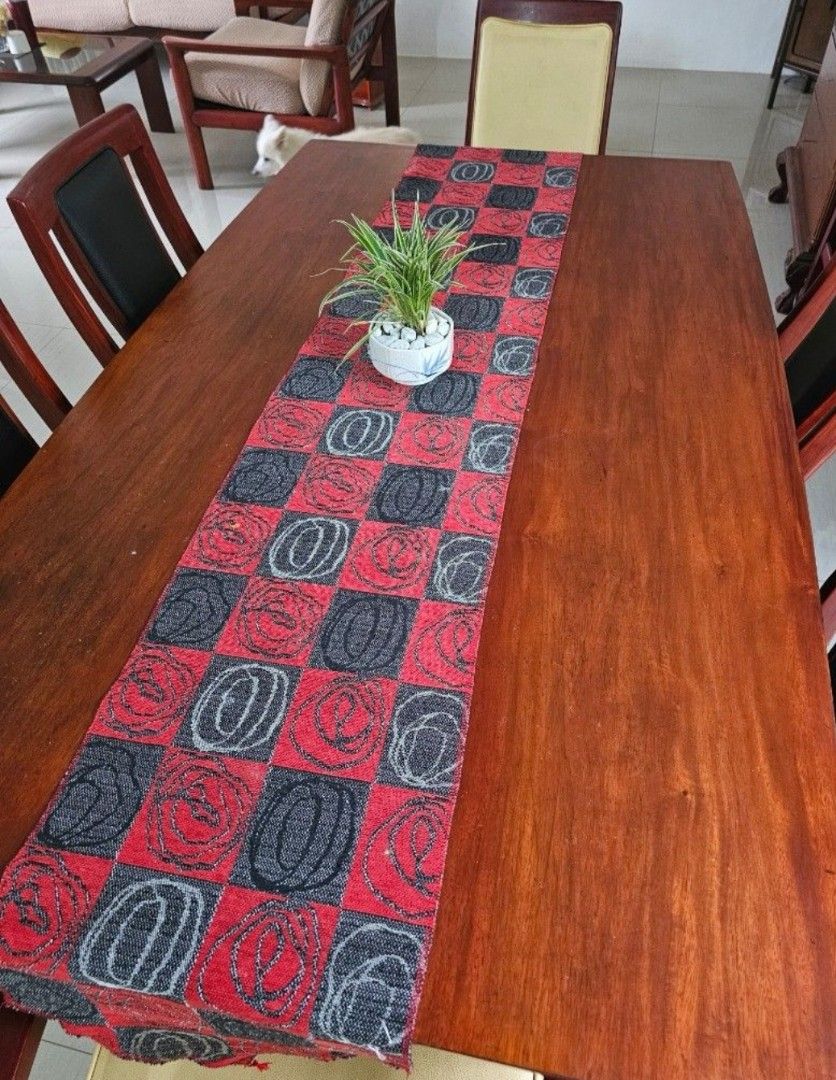 Solid narra dining table (Category: Table Linen & Textiles) located in Muntinlupa City. Submitted by strlltsantos (Listing ID 1419270309, Image 1). Description: 6 seater solid narra dining table Simple but elegant (table only) . .