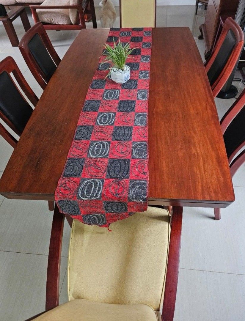 Solid narra dining table (Category: Table Linen & Textiles) located in Muntinlupa City. Submitted by strlltsantos (Listing ID 1419270309, Image 2). Description: 6 seater solid narra dining table Simple but elegant (table only) . .