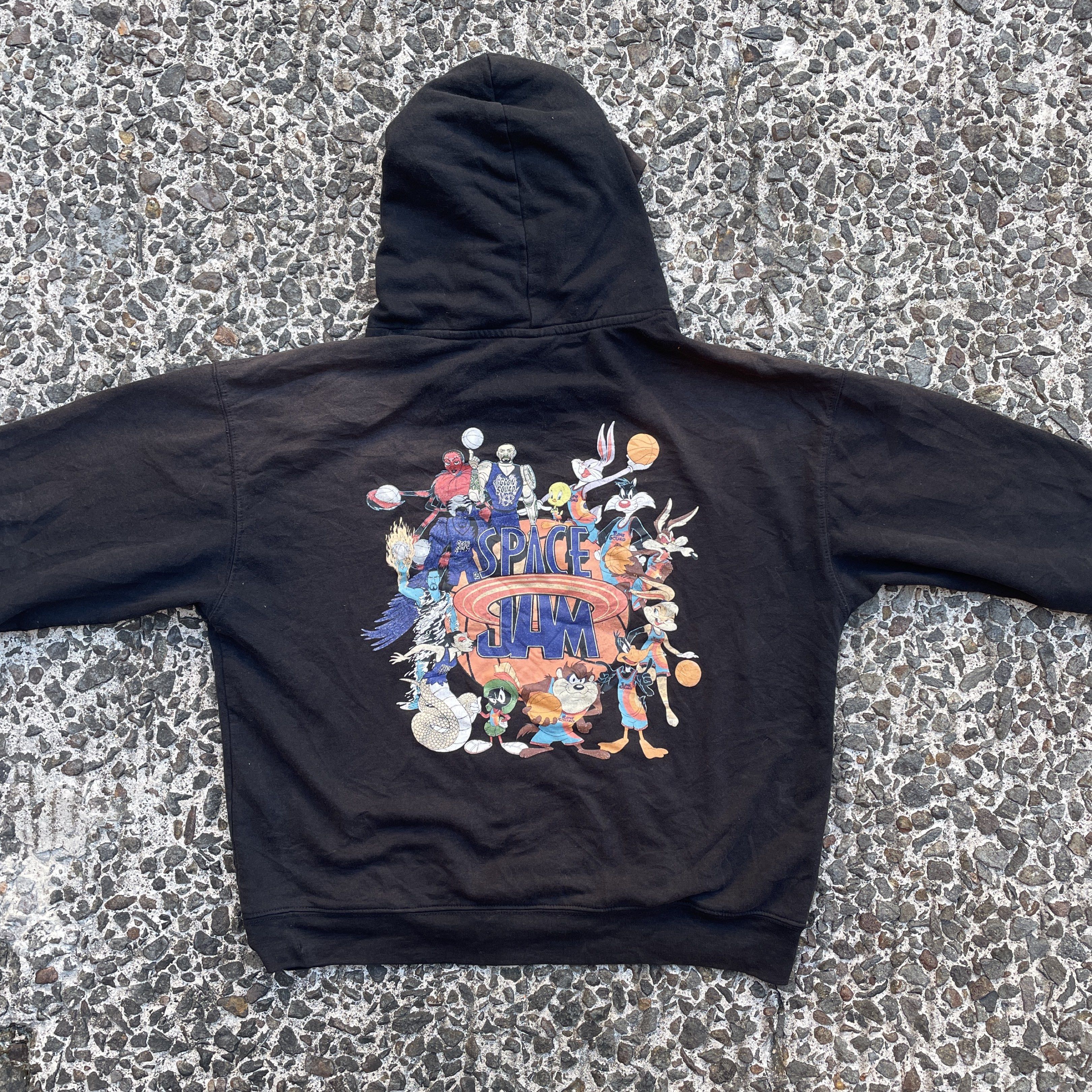 Space Jam Hoodie (Category: Hoodies) located in Lipa City. Submitted by round2ph_ (Listing ID 1419209939, Image 2). Description: LARGE color rate: 8/10 .