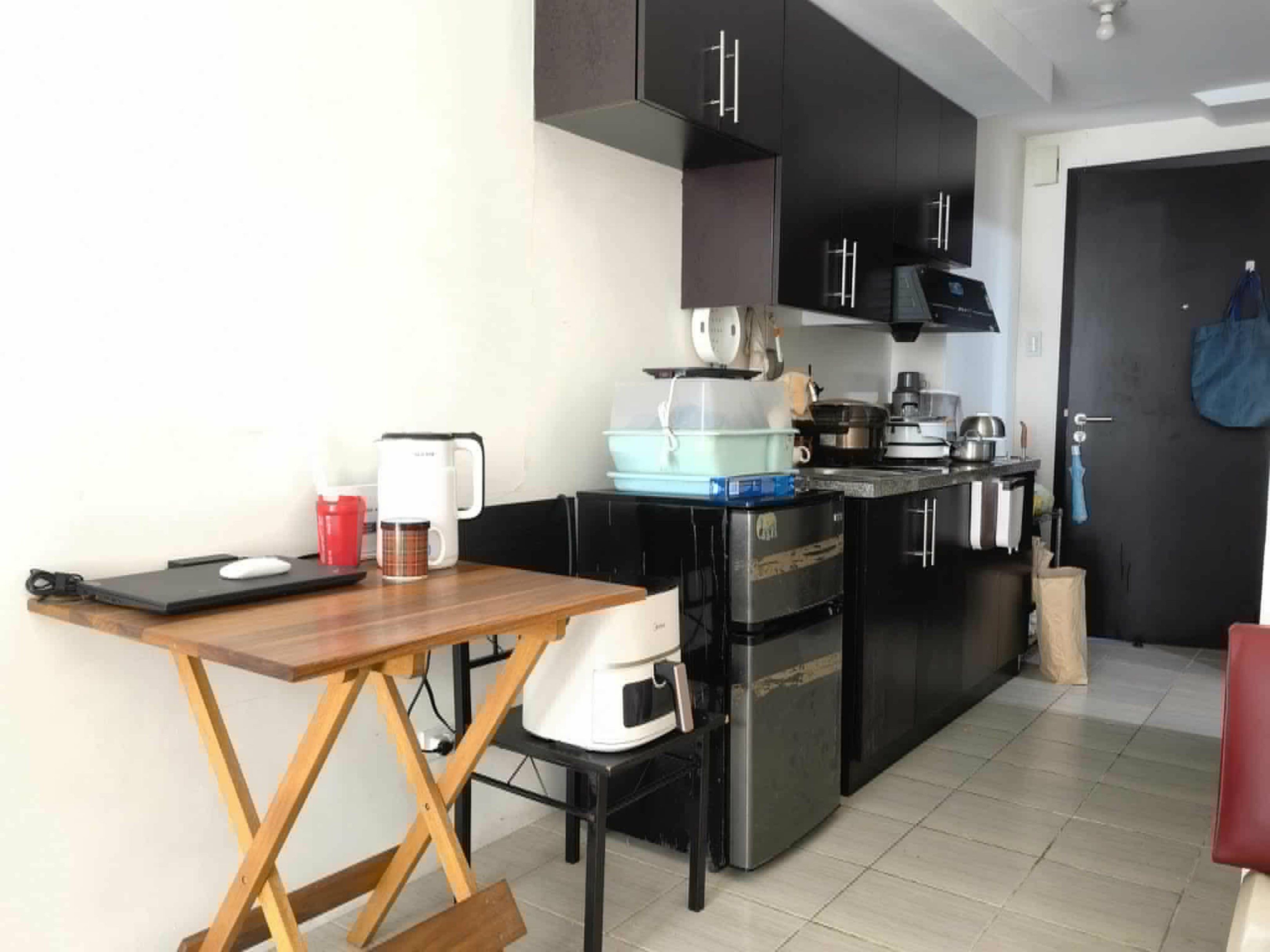 Studio Condo Aurora Escalade (Category: Apartments & Condos) located in Manila. Submitted by fastriver-56ec01 (Listing ID 1419349069, Image 3). Description: RUSH FOR SALE!!! BRAND NEW CONDO UNIT AT AURORA ESCALADES CUBAO DEVELOPER: ROBINSONS LAND CORP. • Brand New Unit (First to move-in) • Studio (Floor Area: 22.0 sqm.) • 1 Toilet and Bath • 1 Kitchen and Sink with Built-in Cabinet • 1 Full Mirrored Sliding Big Cabinet Use as Income Generating Bu