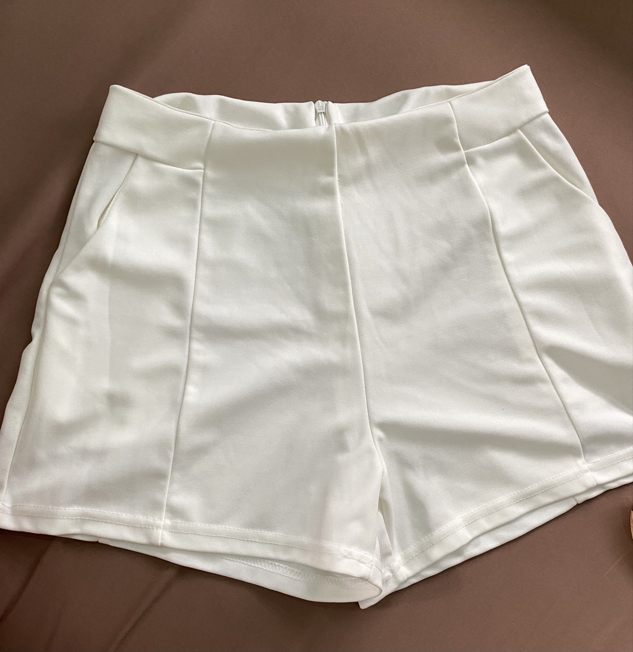 summer/beach shorts (Category: Shorts) located in Manila. Submitted by decluttermomsh (Listing ID 1419267492, Image 2). Description: **decluttering** perfect pang aura this summer used once for Boracay trip fits small-medium body frame payment thru gcash.
