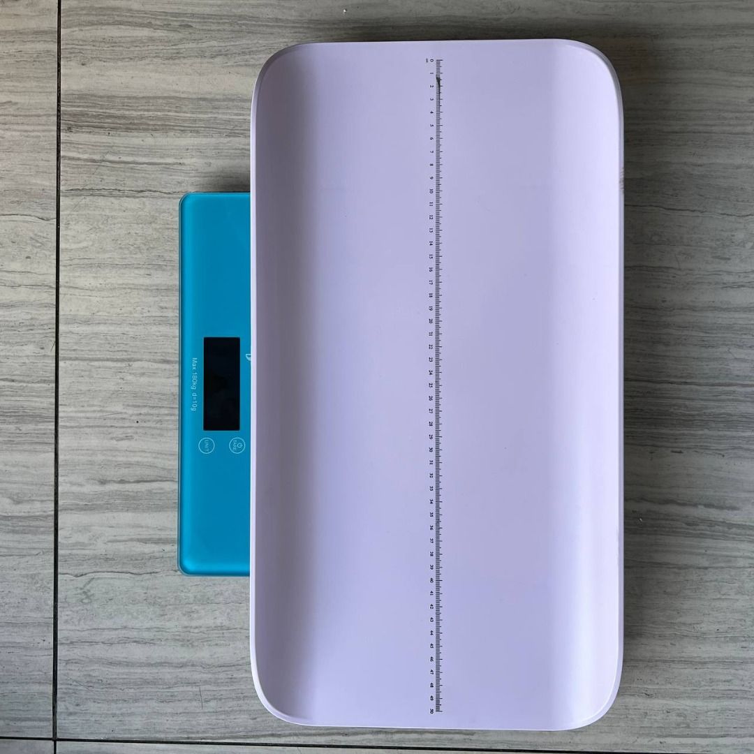 SURRMED DIGITAL BABY WEIGHING SCALE (Category: Medical Supplies & Tools) located in Quezon City. Submitted by zyra26 (Listing ID 1419226528, Image 3). Description: .