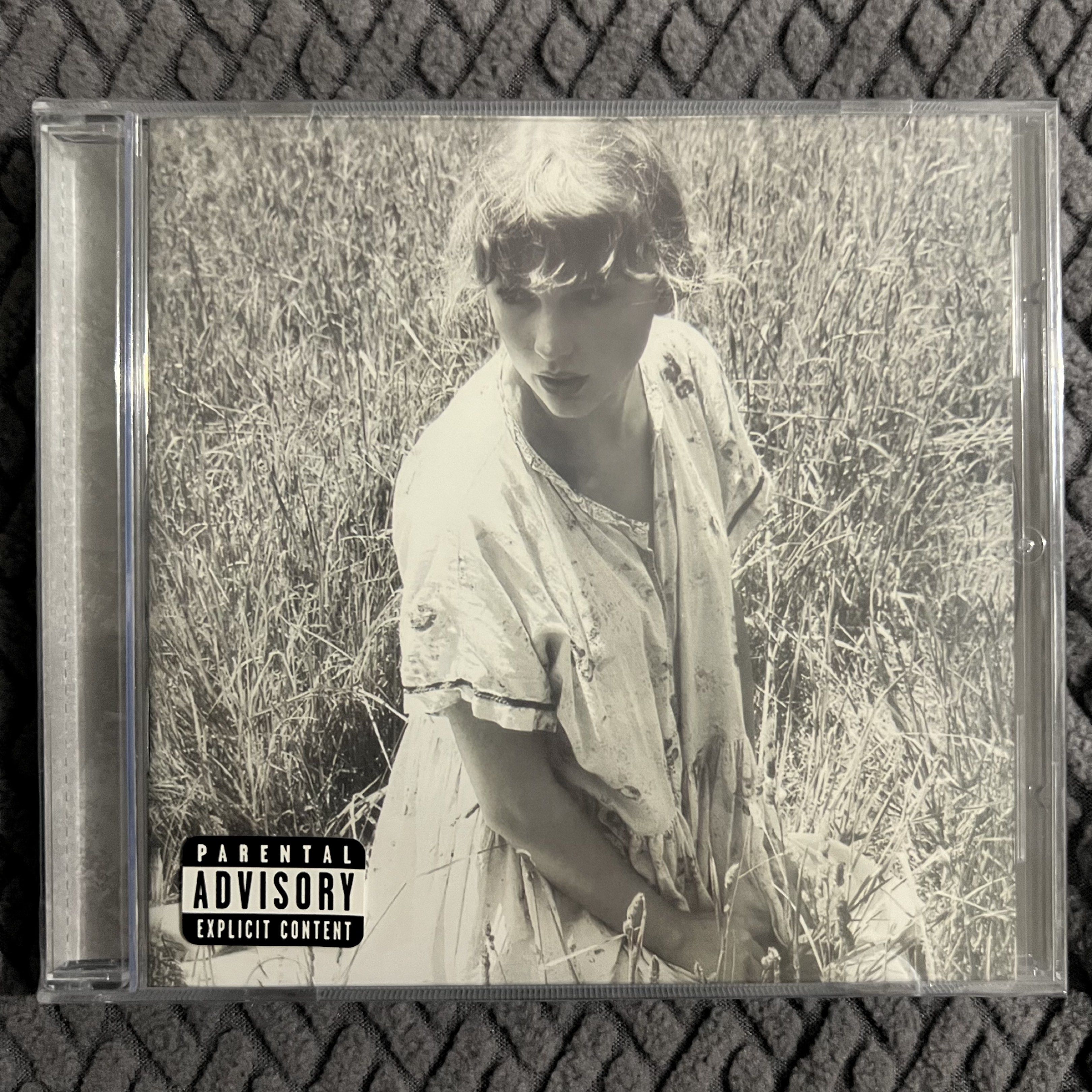 Taylor Swift - Folklore (sealed) (Category: CDs & DVDs) located in Caloocan City. Submitted by thelittlejewelcase (Listing ID 1419319795, Image 1). Description: .