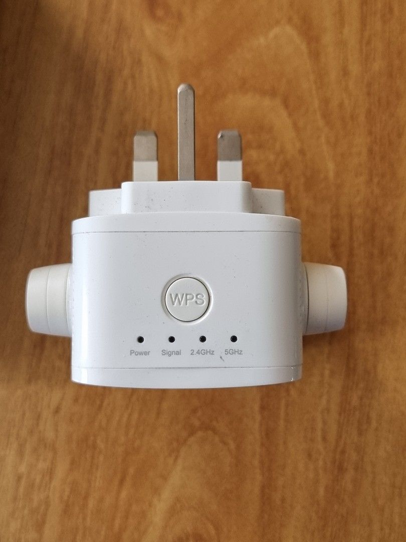 TP-Link AC1200 Wi-Fi Range Extender RE305445051796214917122
