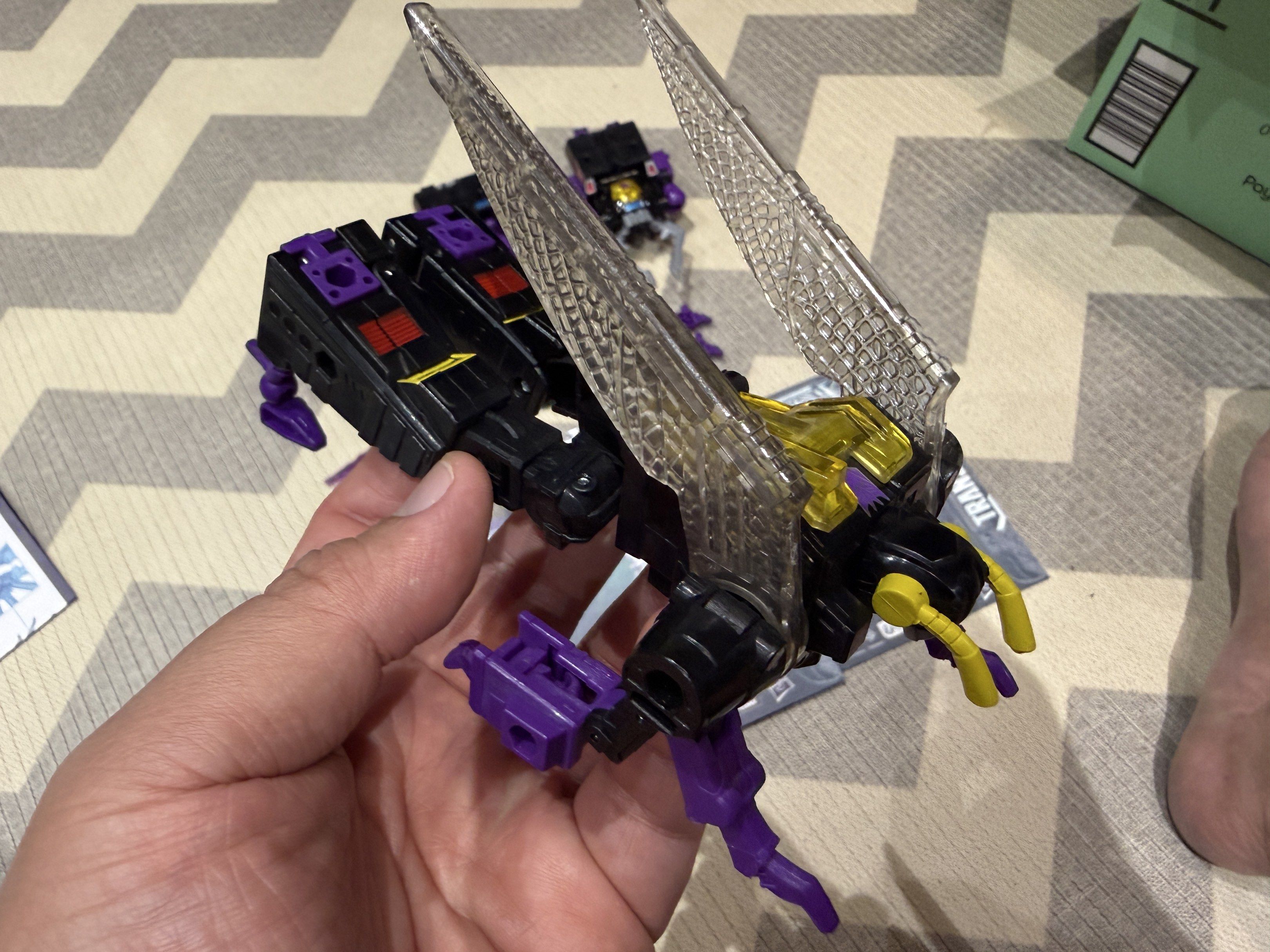Wfc Insecticons Transformers Legacy Evolution Set of 3 Insecticons Sharpnel Bombshell ...