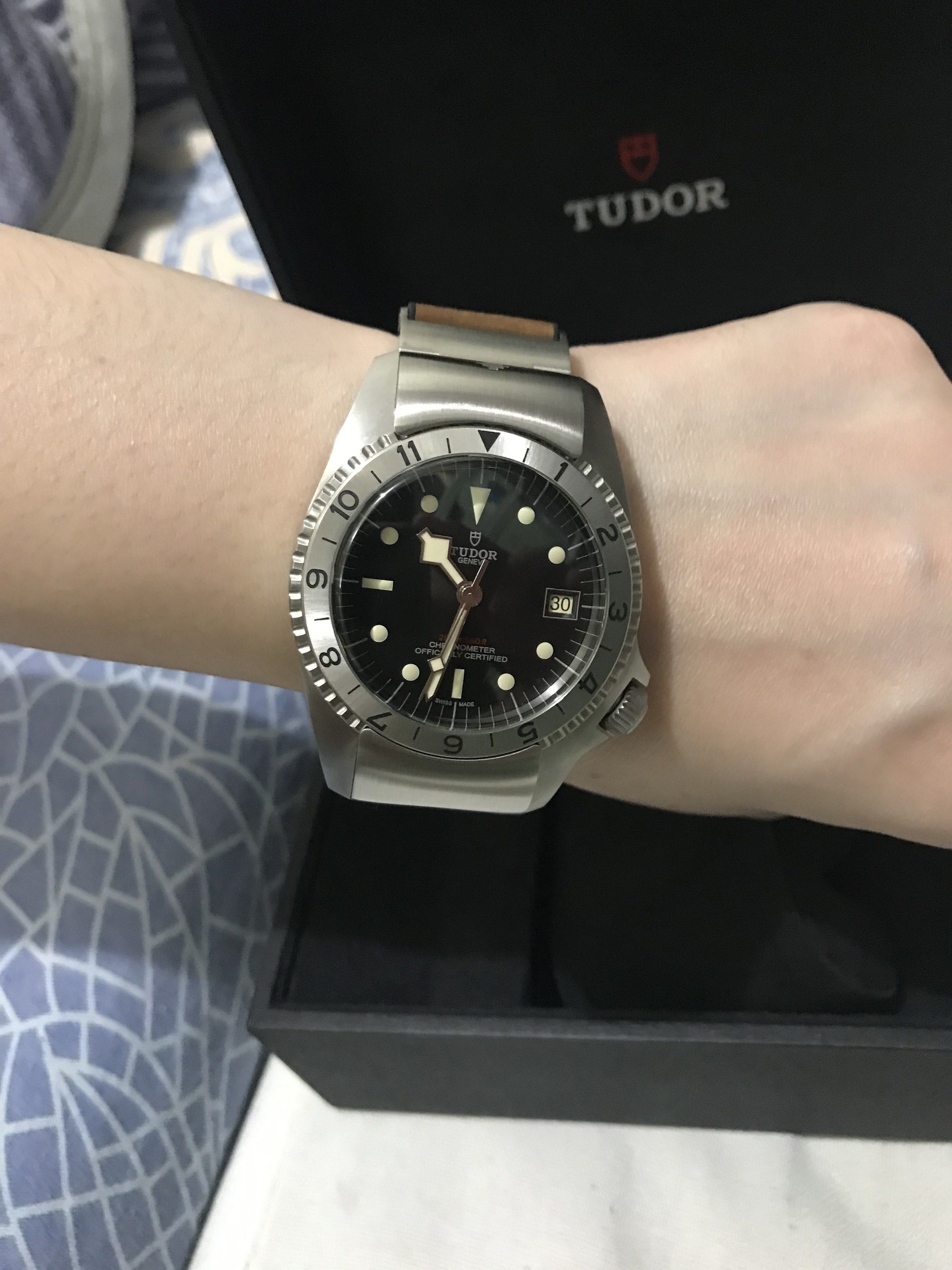 Tudor Black Bay GMT Watch P01 (Category: Luxury Watches) located in Manila. Submitted by elutpogi (Listing ID 1419238543, Image 2). Description: For sale/swap to vespa scooter 2021 Tudor Black Bay P01 Automatic Locally purchased Seldom used Like brandnew Complete with card, box and OR from original purchased Case 42 mm steel case with satin finish Waterproofness Waterproofness Waterproof to 200 m (660 ft) Bezel Bezel 60-notch, 12-hour graduated s