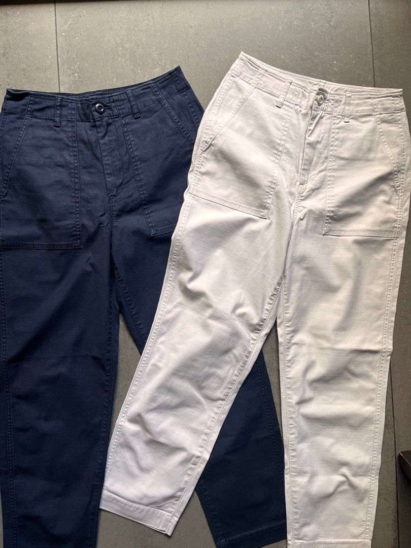 Uniqlo Baker Pants (Category: Jeans) located in Pasig City. Submitted by blt78 (Listing ID 1419245367, Image 2). Description: Uniqlo baker pants in white and navy. Get 1 @ P500, get 2 @ P900 (450/pc) Used but well taken care of :) .