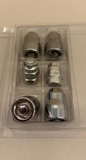 (Category: ) located in . Submitted by qtipper (Listing ID 1419261263, Image 1). Description: .