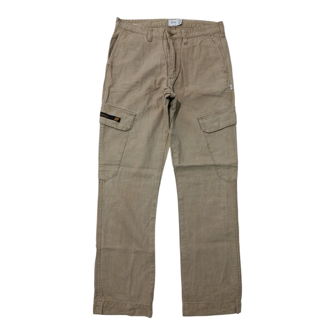 Wtaps cargo pants (Category: Trousers) located in Baguio. Submitted by used_clothing2600 (Listing ID 1419255948, Image 1). Description: Wtaps cargo pants Made in Japan Verygood condition Size 02 (32 on tape) Measurements in inches Waist 16 Front rise 11 Thigh 11.5 Knee 9 Leg opening 7.5 Inseam 30 Outseam 41 1,380 php.