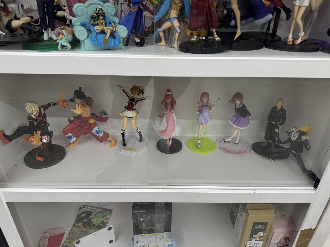 400 each figure (Category: Figurines & Statues) located in Manila. Submitted by zach6767 (Listing ID 1422389816, Image 2). Description: Im selling now since im moving places and i dont have enough storage so i have to let things go and i need a bit of cash.