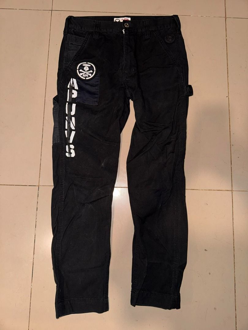 Aape Pants (Category: Jeans) located in San Pedro. Submitted by kastensss (Listing ID 1422526514, Image 1). Description: Aape Pants - Small on tag W = 28 - 30 L = 36 - Authentic - Issue Crack prints check pics - Good Condition - 850 Shipped .