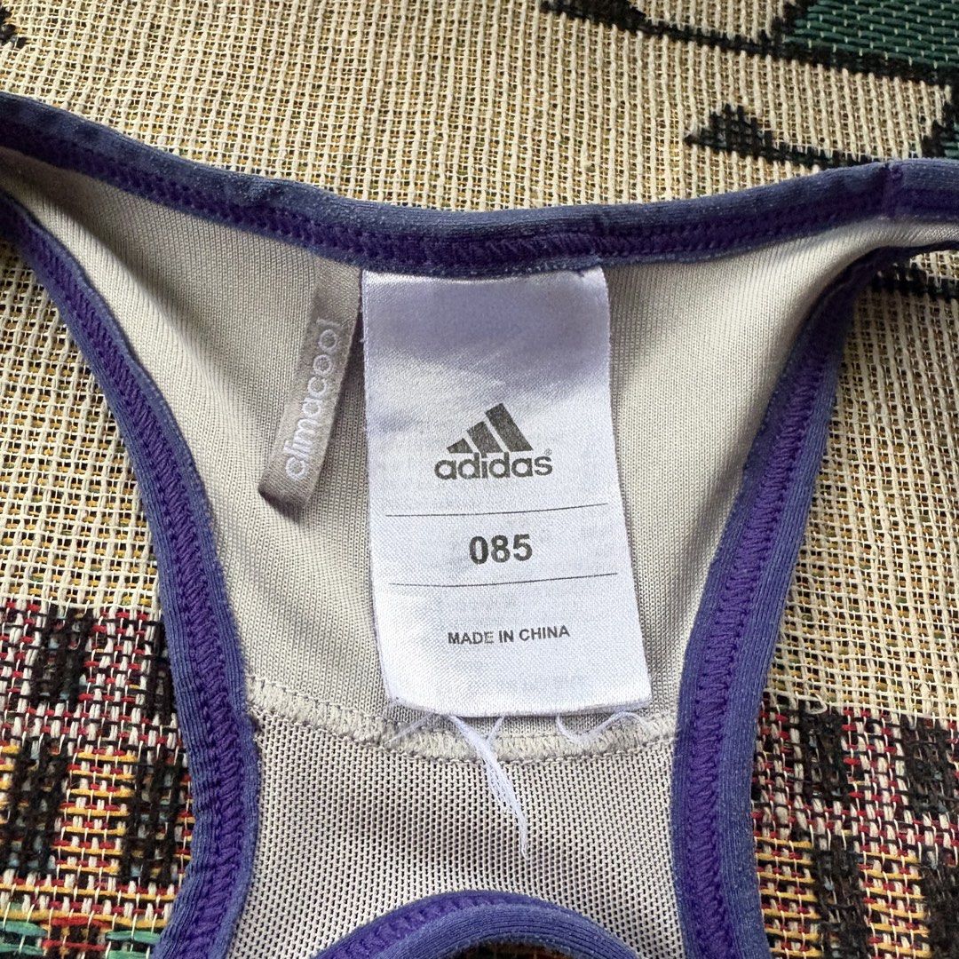 Adidas Climacool Sports Bra (Category: Activewear) located in Murcia. Submitted by shansdecluttering (Listing ID 1422430253, Image 2). Description: Fits size 34-36 Original adidas With tags.