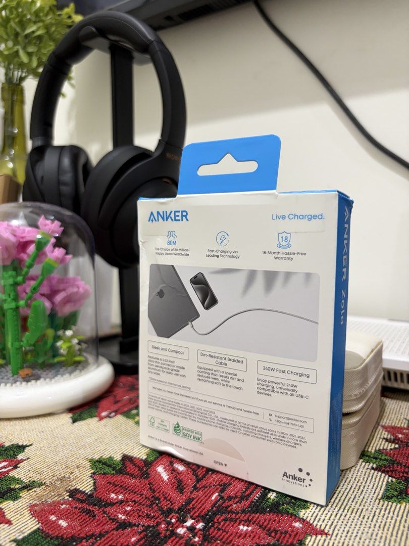 Anker Zolo USB-C Fast Charging Cable (Category: Chargers & Cables) located in Mandaluyong City. Submitted by jb_banez (Listing ID 1422506717, Image 2). Description: - Anker Zolo USB C to USB C Cable - Braided and Dirt-Free Type C Fast Charging Cable - Selling for only ₱250.