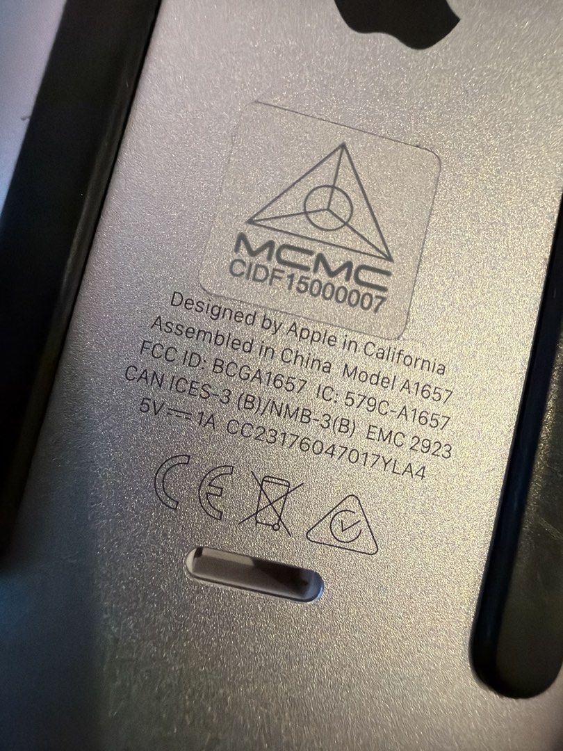 Apple Magic Mouse 2 - White, Computers & Tech, Parts & Accessories ...