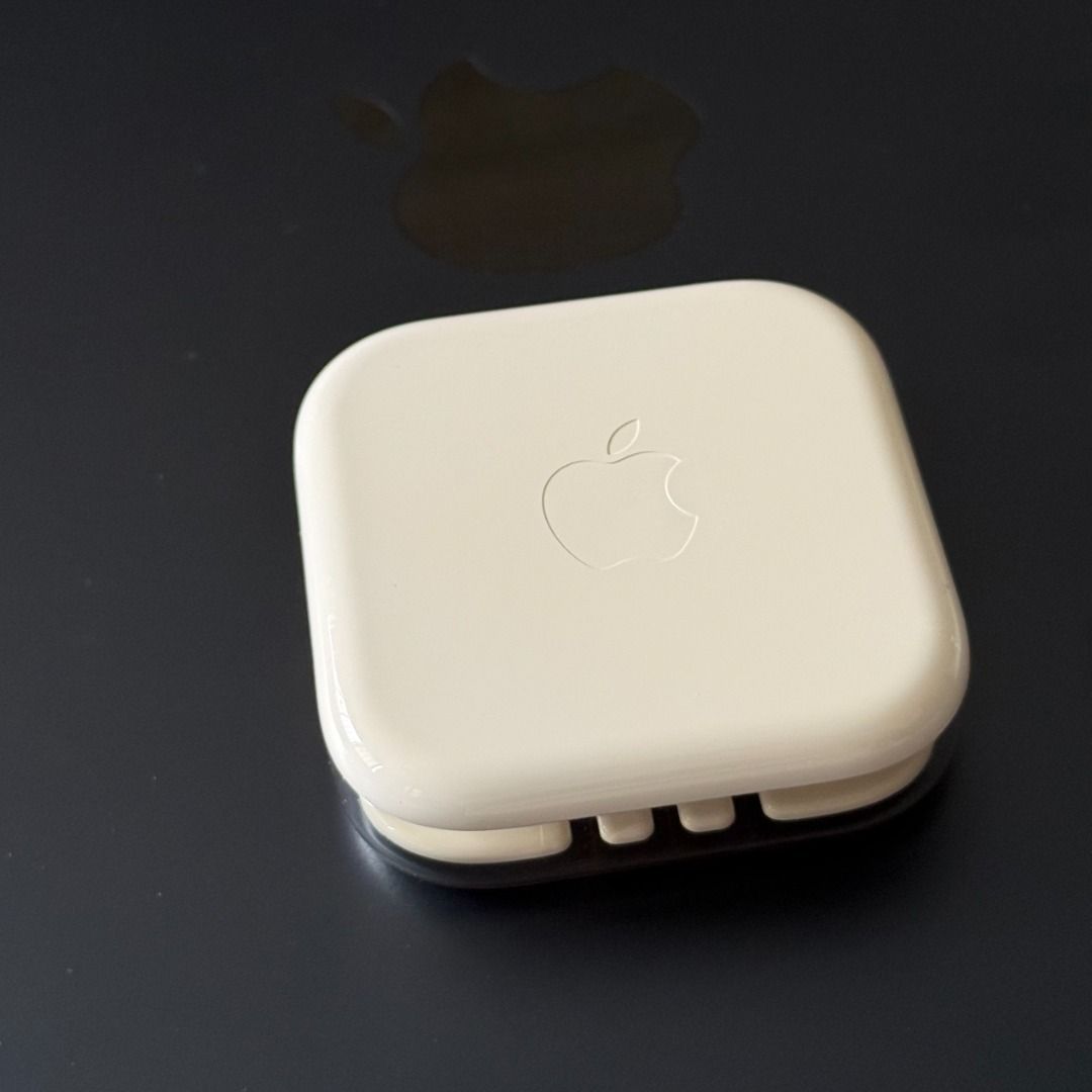 Authentic Apple Wired Earpiece Case65561394826625111