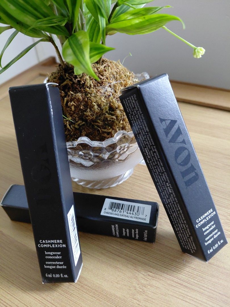 Avon True Color ( lip liner, eye liner, concealer) (Category: Makeup) located in Quezon City. Submitted by mkaeo (Listing ID 1422412959, Image 2). Description: selling as is where is unused liners mascara and concealer.