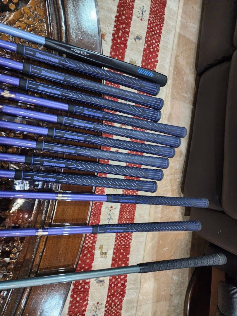 Bridgestone Ladies Golf Set (Category: Golf) located in Paranaque City. Submitted by chips24 (Listing ID 1422514552, Image 3). Description: For Sale Ladies Set. *Bridgestone L flex graphite shaft irons *Bridgestone L flex woods *XXIO driver. *Bag ìncluded for only 13.6k pick up Bf Paranaque free shippimg within MM..