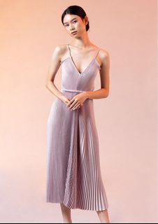 Claude pleated For Sale | Dresses | Carousell Singapore