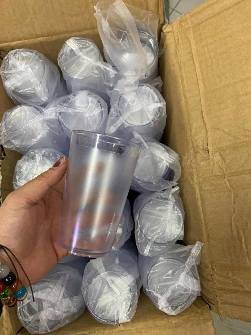 Clear acrylic Plastic Cups (Category: Coffee & Tea Tableware) located in Manila. Submitted by asstditems (Listing ID 1422510397, Image 1). Description: - min.6pcs 190 Set of clear plastic cups - New and unused condition - Some cups in individual plastic wrapping - Suitable for all beverages - Transparent design - Ideal for parties, events, or daily use.