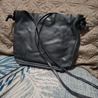(Category: ) located in . Submitted by jjprelovedcollections2 (Listing ID 1422542302, Image 1). Description: .