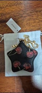 (Category: ) located in . Submitted by zynun (Listing ID 1422441898, Image 1). Description: .