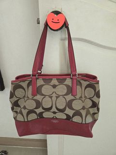 (Category: ) located in . Submitted by unicornshopper (Listing ID 1422448610, Image 1). Description: .