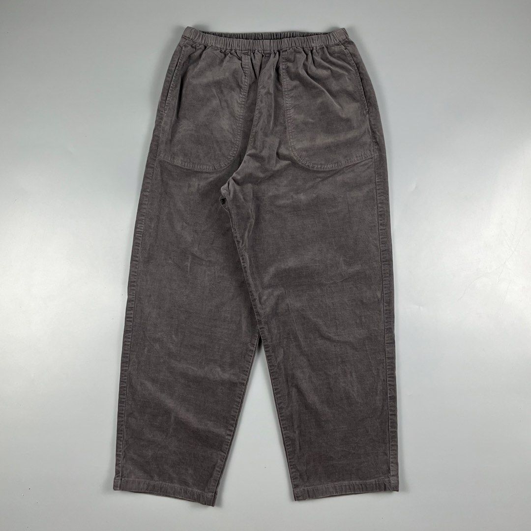 Danton Corduroy Easy Cropped Chino (Category: Activewear) located in Los Banos. Submitted by 4030.archives. (Listing ID 1422531945, Image 2). Description: Danton Corduroy Easy Cropped Chino Pants 2500 Pesos Fits 30-34 Waistline Length : 34.5 inches Hem : 8 inches Good as new Made in Japan.