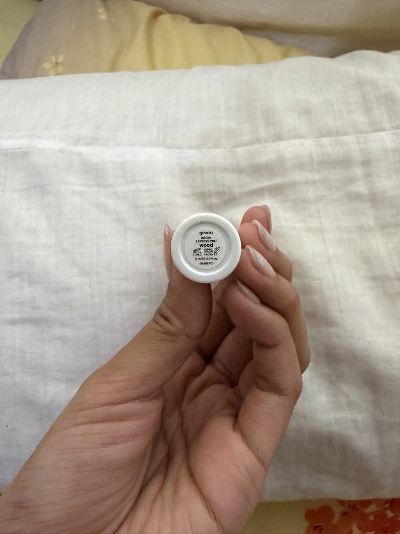 GRWM Cosmetics Brow Express Pro in Wood (Category: Makeup) located in Cavite. Submitted by springbreeze.ph (Listing ID 1422425162, Image 2). Description: Shade: Wood - new and unused - just swatched once.