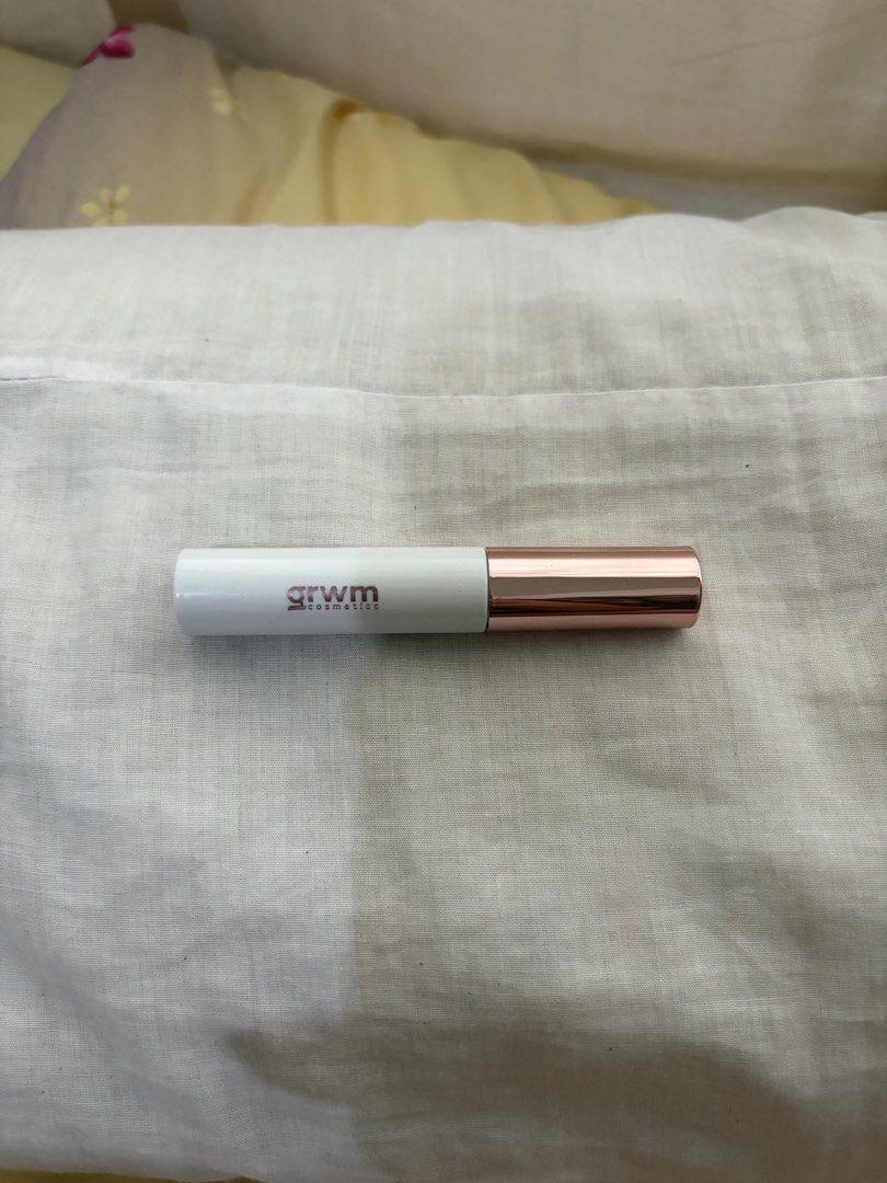 GRWM Cosmetics Brow Express Pro in Wood (Category: Makeup) located in Cavite. Submitted by springbreeze.ph (Listing ID 1422425162, Image 3). Description: Shade: Wood - new and unused - just swatched once.