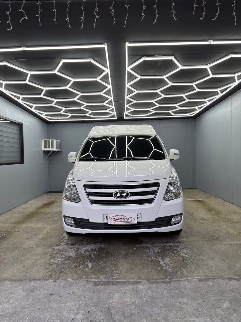 Hyundai Starex (Category: Used Cars) located in Quezon City. Submitted by automax1120 (Listing ID 1422431661, Image 2). Description: 2018 HYUNDAI STAREX LIMOUSINE 💰 ₱1,188,000(Negotiable upon actual viewing) Vehicle Details: • Automatic Transmission • Diesel Engine • Well Maintained • Very Good Condition • All Original | Ending Plate #8 Available Payment Options: • Cash • Trade-In • Bank Financing (✅ Guaranteed Fast Approval) ✨ See to appreciate