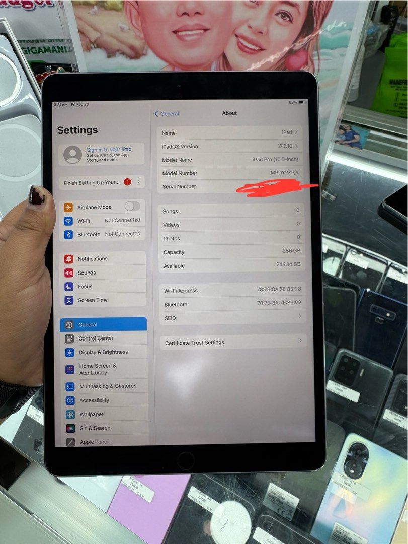 iPad Pro 10.5 inch (2018) (Category: iPad) located in San Juan City. Submitted by wainefreygadgetshop (Listing ID 1422487280, Image 2). Description: iPad Pro 10.5 inch 256gb ALL GOODS AT WORKING NO REPAIR HISTORY NO HIDDEN ISSUE (ILALAGAY KO PO SA NOTE YUNG HONEST ISSUE) Smooth na smooth padin Gamitin GOOD BOARD GOOD FOR PARTS EXCEPT LCD TEST ALL YOU WANT BAGO BAYARAN Note:LCD WHITE SPOT DINA HALATA PAG NAKA DARKMODE YAN YUNG HONEST ISSUE KAYA MU