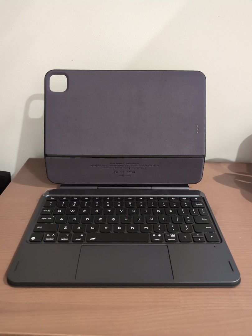 iPad Pro 11inch Magic Keyboard Case (Black) (Category: Other Mobile & Gadget Accessories) located in Antipolo. Submitted by thesummerbazaar (Listing ID 1422490361, Image 1). Description: iPad Pro 11-inch Magic Keyboard Case Black variant Still in excellent condition, can pass as brand new. Third party keyboard but functions as original, works thru pins not Bluetooth, instant connect and no need to charge. *** Can shoulder free delivery within Met