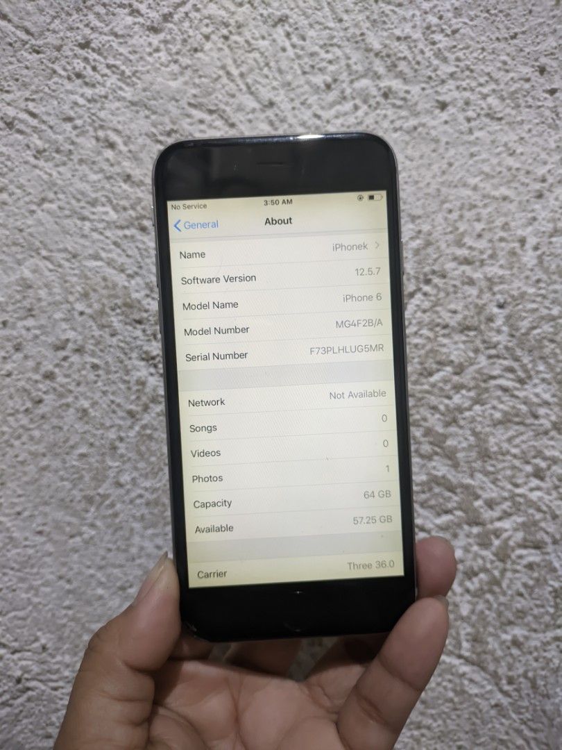 Iphone 6 (Category: iPhone 6 Series) located in Quezon City. Submitted by chel2704 (Listing ID 1422395290, Image 3). Description: iPhone 6 (wifi used only) 🅿️1300‼️na lang ✅unit/wire only ✅64gb ✅83% Battery health ✅All goods ✅All woking Goods pang gift, pang back-up. Loc: Qc Commonwealth.