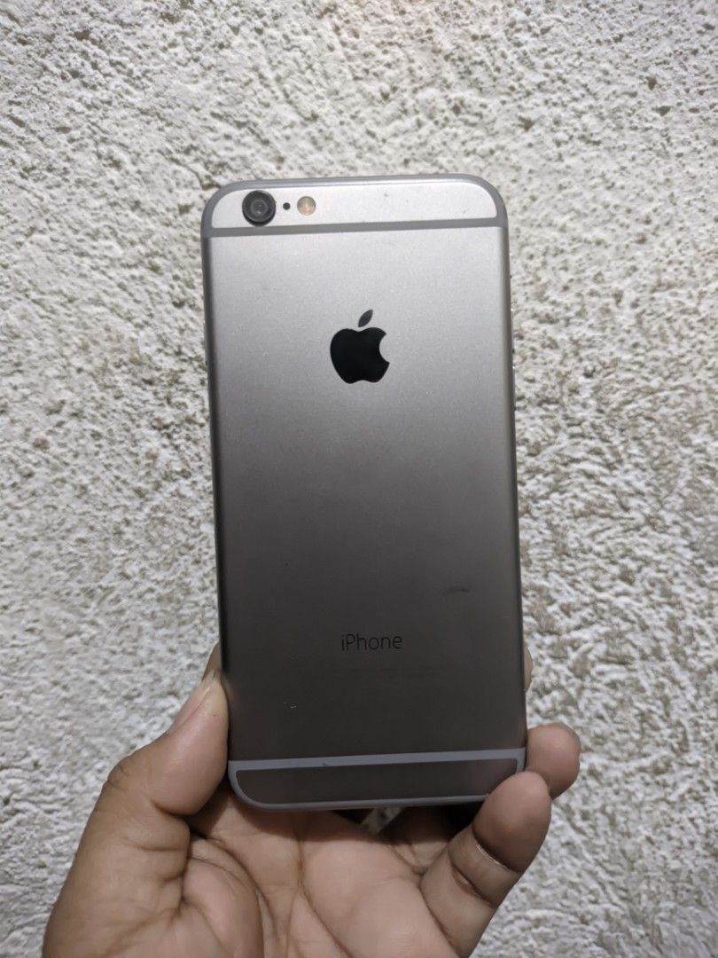 Iphone 6 (Category: iPhone 6 Series) located in Quezon City. Submitted by chel2704 (Listing ID 1422395290, Image 2). Description: iPhone 6 (wifi used only) 🅿️1300‼️na lang ✅unit/wire only ✅64gb ✅83% Battery health ✅All goods ✅All woking Goods pang gift, pang back-up. Loc: Qc Commonwealth.