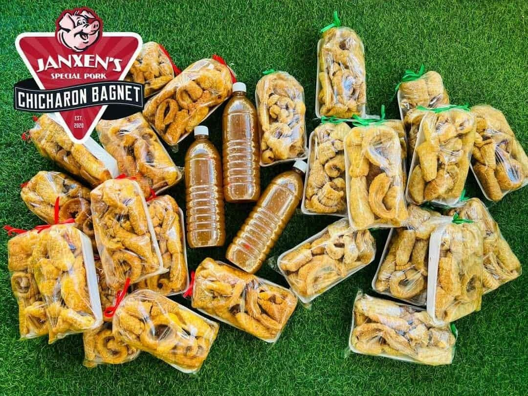 Janxen's Special Pork Chicharon Bagnet (Category: Local Eats) located in Cavite. Submitted by freakcbok (Listing ID 1422494367, Image 3). Description: ❤️ AVAILABLE FLAVOR 💓 💚Original flavor ❤️Spicy flavor 💜Mix flavor (12spicy/13original flavor) 🌼Tatlong Linggo po ang tinatagal ng chicharon Bago kumunat. 🌟 ‼️ 90 / per pack ‼️ suka / 100/liter pm for details.