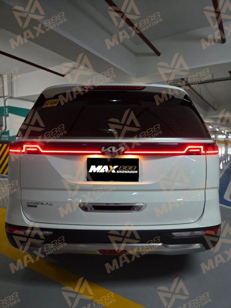 Kia Carnival SX Premium Auto (Category: Used Cars) located in Makati City. Submitted by Max888 (Listing ID 1422530114, Image 2). Description: TOP OF THE LINE - PREMIUM SX VARIANT 2.5 diesel turbo charged - Powered magical adjustable captain seats with spacious cabinet - Oem Wireless CARPLAY/ANDROID AUTO - Driving safety features and 360 cameras assistant - LEGIT BRAND NEW CONDITION.