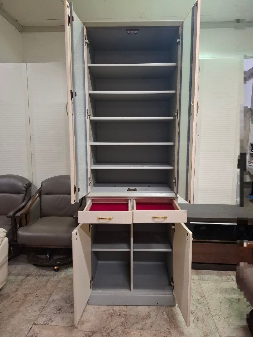 Kitchen Pantry Storage Cabinet (Category: Shelves, Cabinets & Racks) located in Quezon City. Submitted by dannikkishoppe2 (Listing ID 1422429122, Image 2). Description: Kitchen Pantry Storage Cabinet‼️₱8500‼️ removable adjustable shelves L-26.25 W-18 H-78 inches These are SURPLUS items and not BRAND NEW. Please manage your expectations as there might be minimal flaws. Color may vary due to lighting, it may appear darker or lighter in person. Chec