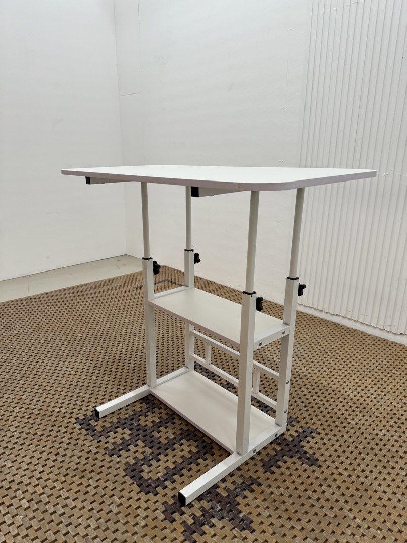 Laptop Table (Category: Tables & Sets) located in Quezon City. Submitted by matetdevis13 (Listing ID 1422450203, Image 3). Description: Overbed Laptop Table Height Adjustable Price: 2,500 L31.5 x W15.5 x H29.5/24 In good condition Code JMD11-E565.