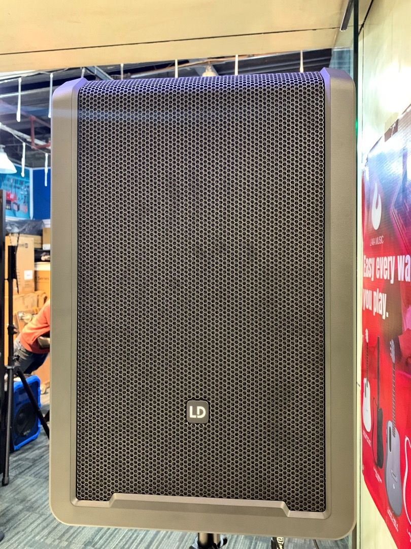 LD ANNY 10 portable Busking Speaker (Category: Portable Audio Accessories) located in Caloocan City. Submitted by leospinotorr0608 (Listing ID 1422418596, Image 1). Description: The LD Systems ANNY 10 is a portable, battery-powered PA system that features an integrated 6-channel mixer, Bluetooth 5.0 connectivity, and an 80W RMS Class-D amplifier. It is designed for versatility and ease of transport, making it suitable for various events..