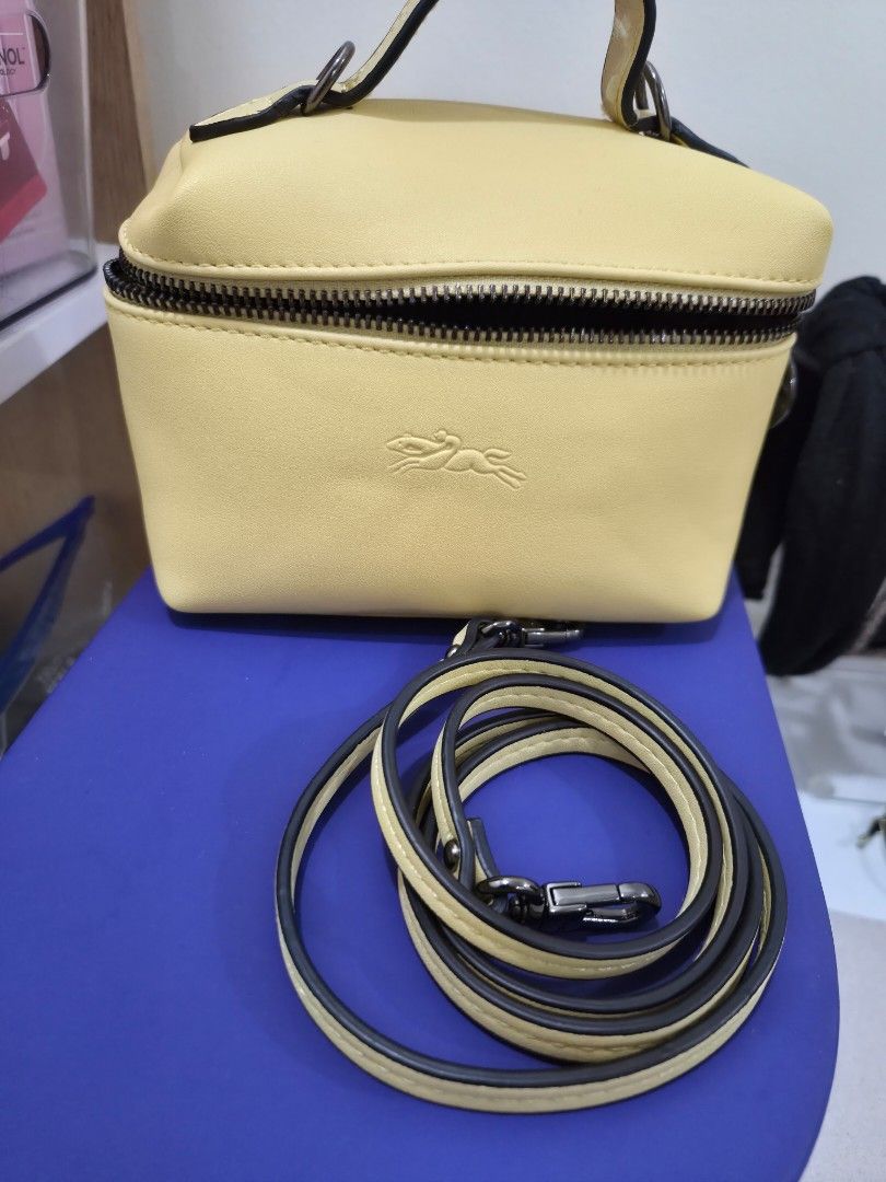 Longchamp XS Vanity (Category: Luxury Bags & Wallets) located in Quezon City. Submitted by loved.stuff143 (Listing ID 1422524614, Image 1). Description: like new. korea sourced fast break sale rfs: closet decluttering.