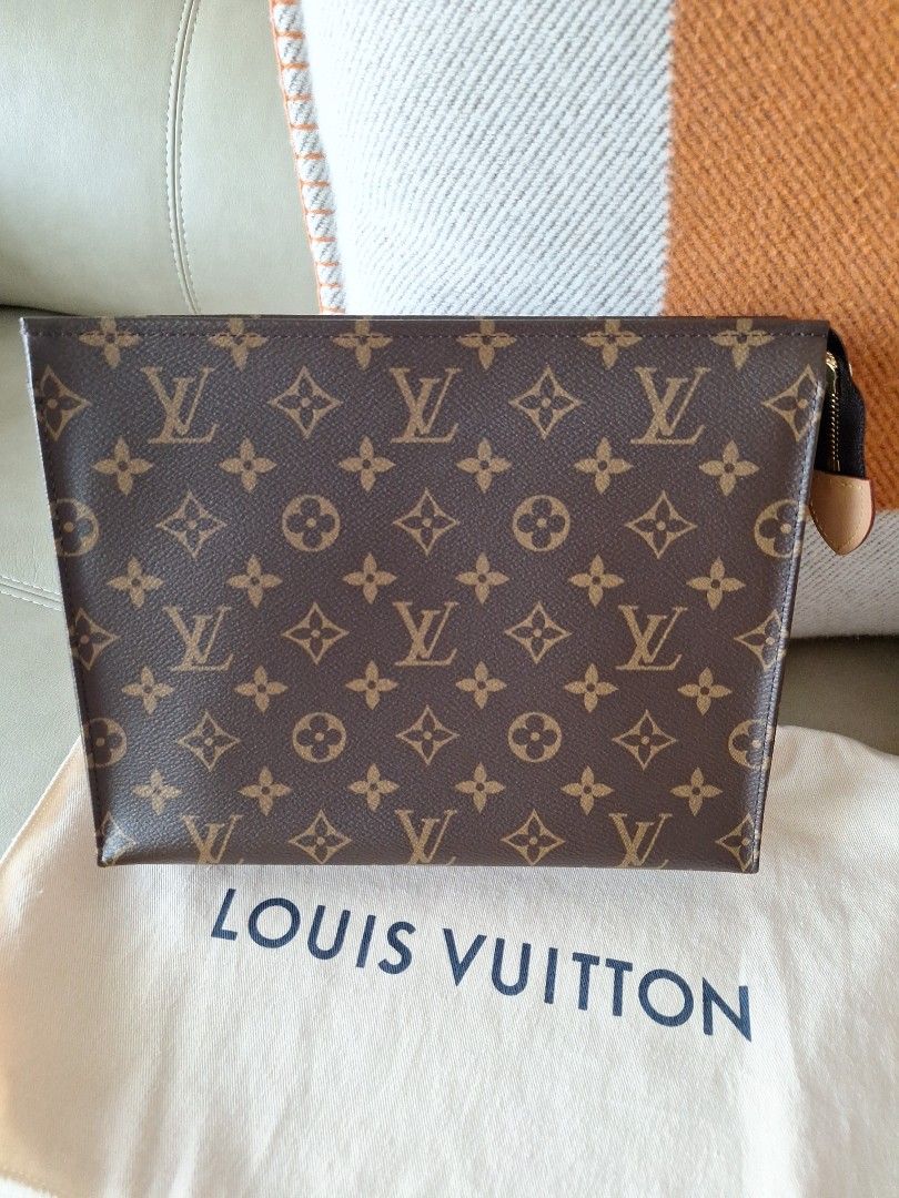 Louis Vuitton Monogram Vanity Pouch 26, Luxury, Bags & Wallets on Carousell