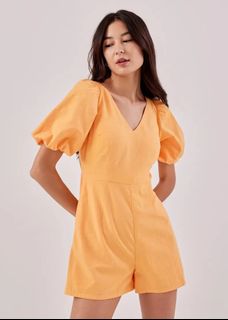 (Category: ) located in . Submitted by pr3ttycloset (Listing ID 1422501719, Image 1). Description: .